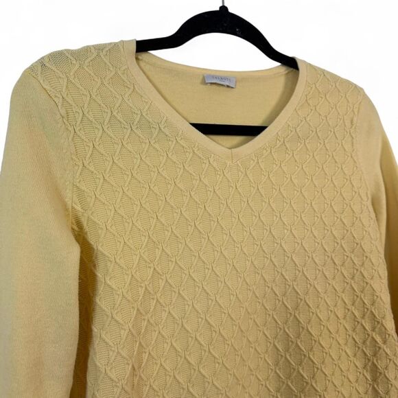 Talbots Butter Yellow Long Sleeve V-neck Sweater with Textured Diamond Pattern - Picture 3 of 8